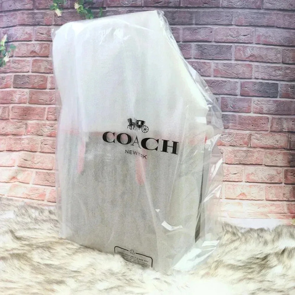 Coach * Original packing*  Mini City Tote In Signature Canvas CN733 - Picture 11 of 11